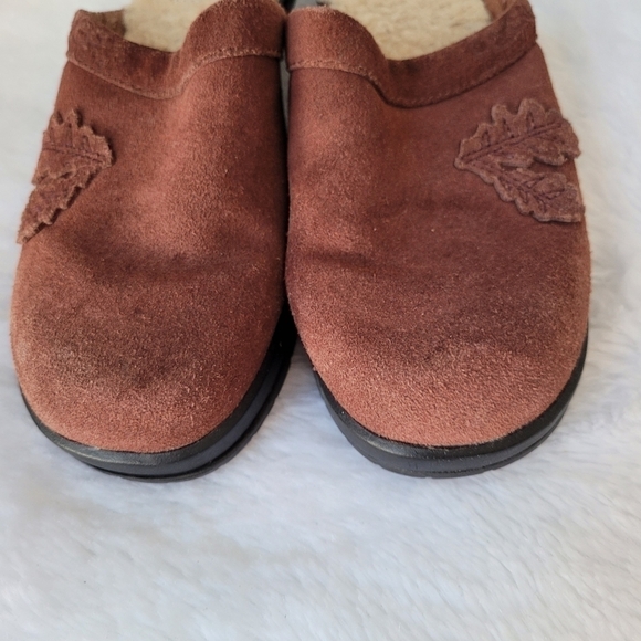 UGG Mules - Women's - Picture 7 of 10